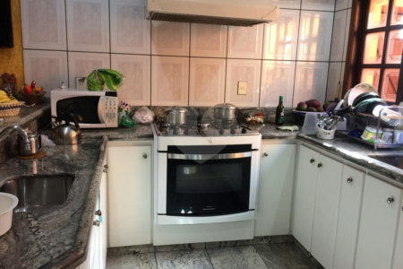 Casa à venda com 2 quartos, sendo 1 suíte,  em Vila Amorim, Suzano, SP