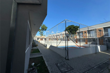 Casa de Vila à venda com 2 suítes em Chácaras do Rosário, Franco da Rocha, SP