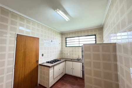 Casa à venda com 4 quartos, sendo 2 suítes, em Ribeirânia, Ribeirão Preto, SP