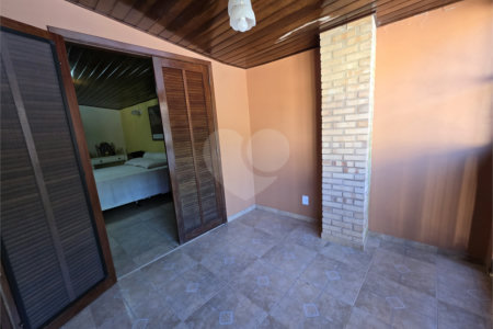 Casa à venda com 4 quartos, sendo 2 suítes, em Geribá, Armação dos Búzios, RJ
