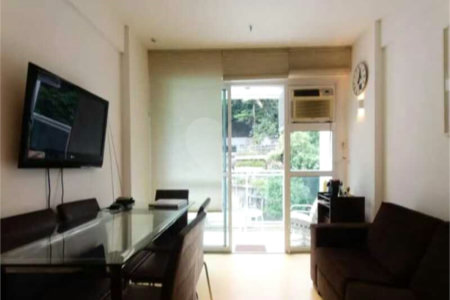 Cobertura à venda com 2 quartos, sendo 1 suíte, em Lagoa, Rio de Janeiro, RJ