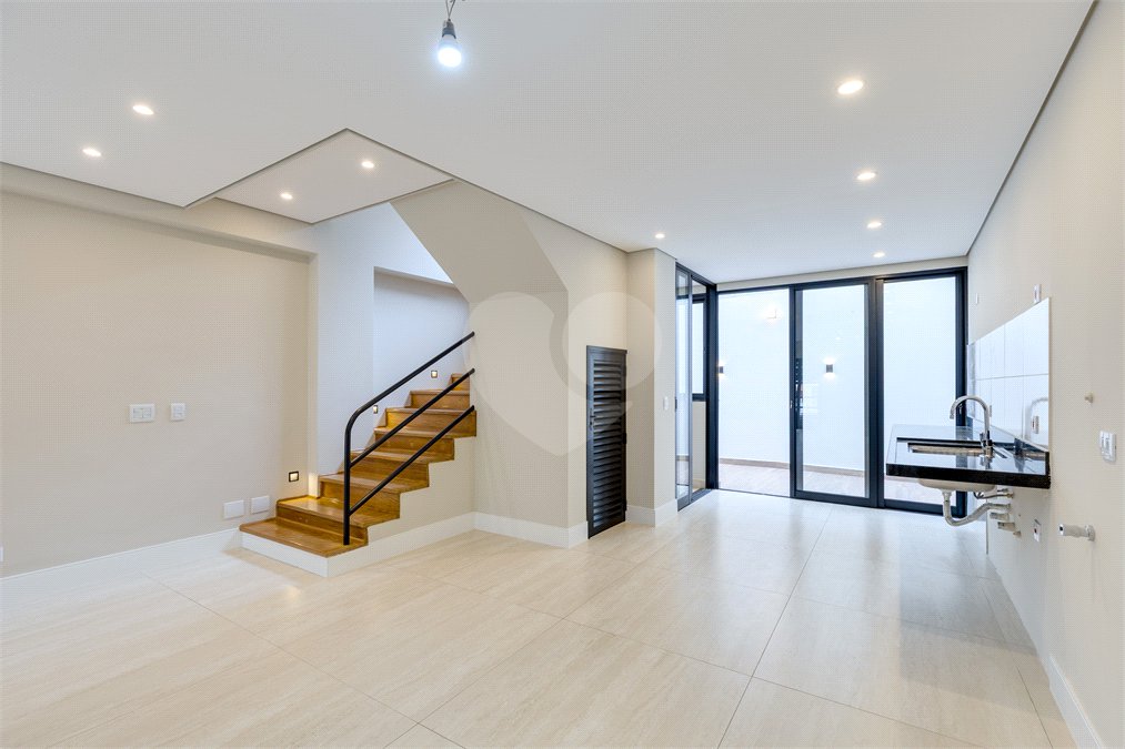 Casa de Vila à venda com 2 suítes em Santo Amaro, São Paulo, SP