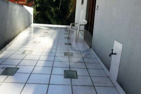 Casa à venda com 3 quartos, sendo 1 suíte, em Santa Teresinha, São Paulo, SP