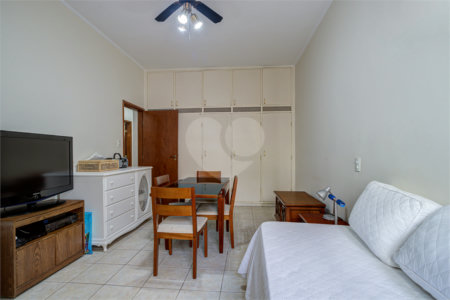 Casa à venda com 3 quartos, sendo 1 suíte, em Alto da Boa Vista, São Paulo, SP