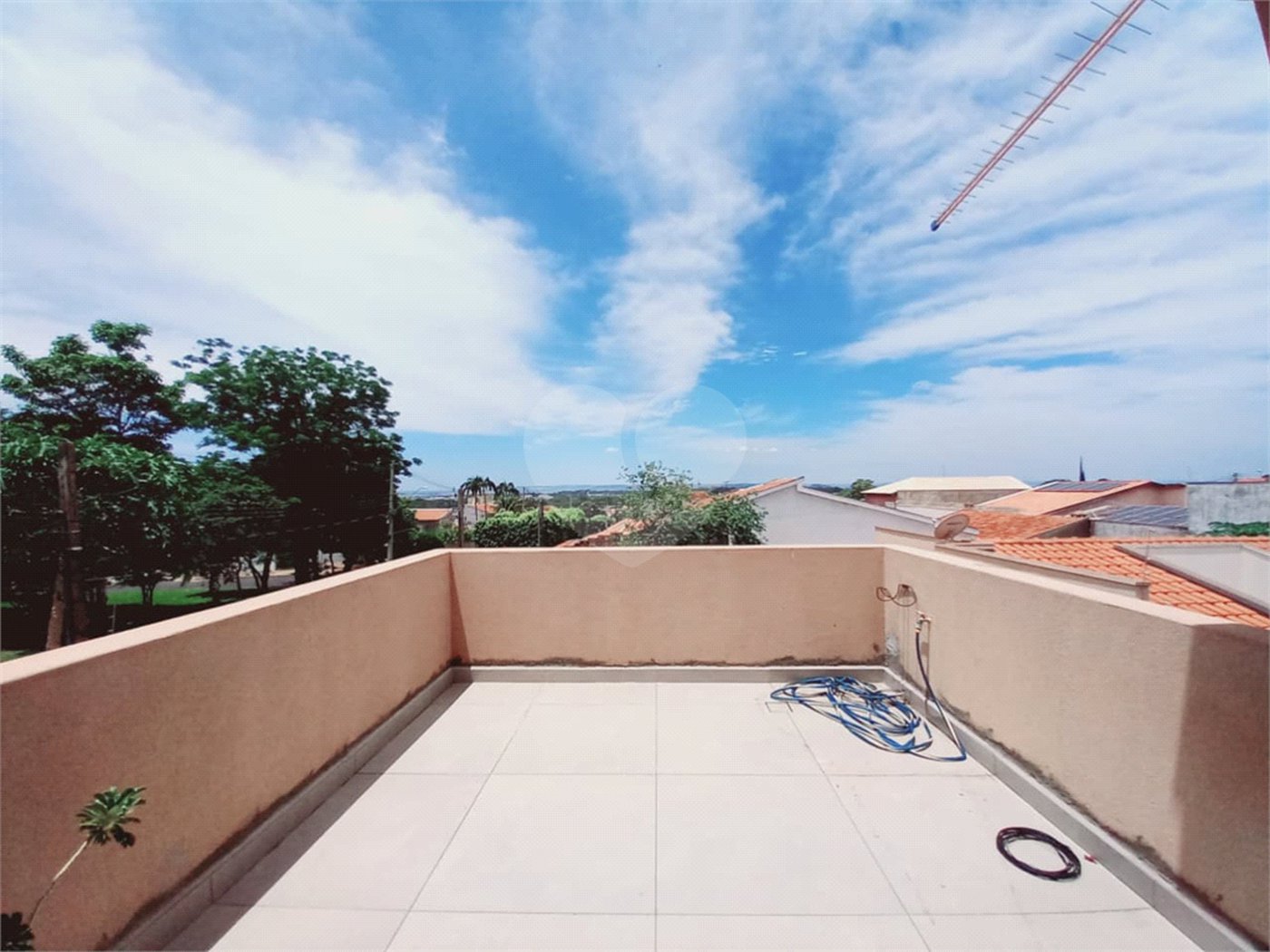 Casa à venda com 3 suítes em Parque dos Lagos, Ribeirão Preto, SP