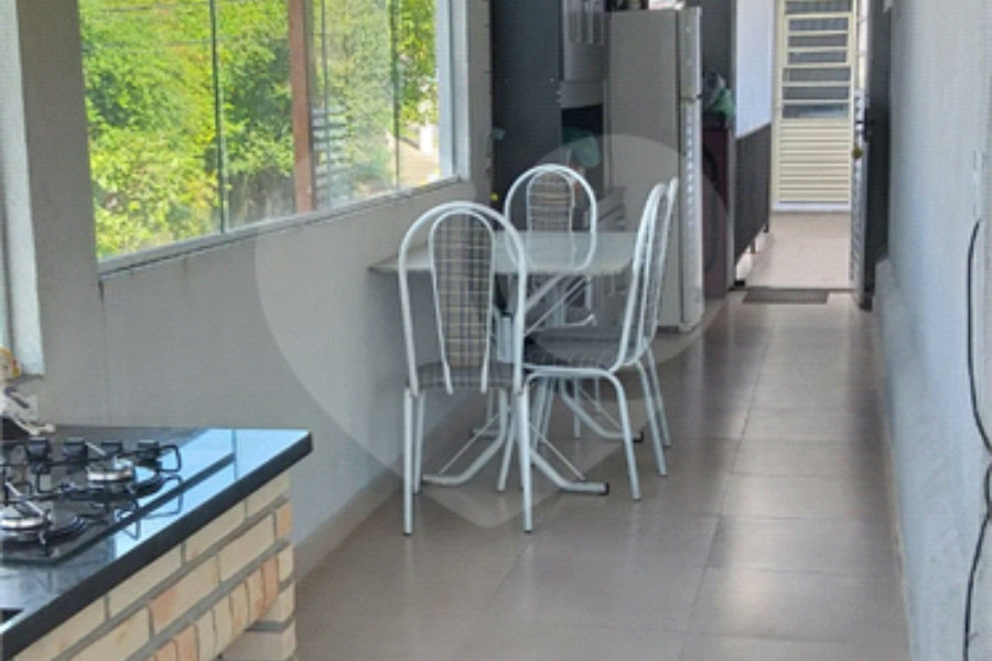 Sobrado à venda com 3 quartos, sendo 2 suítes, no Brasilândia, São Paulo, SP