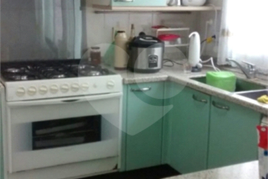 Sobrado à venda com 3 quartos, sendo 2 suítes, em Horto, São Paulo, SP