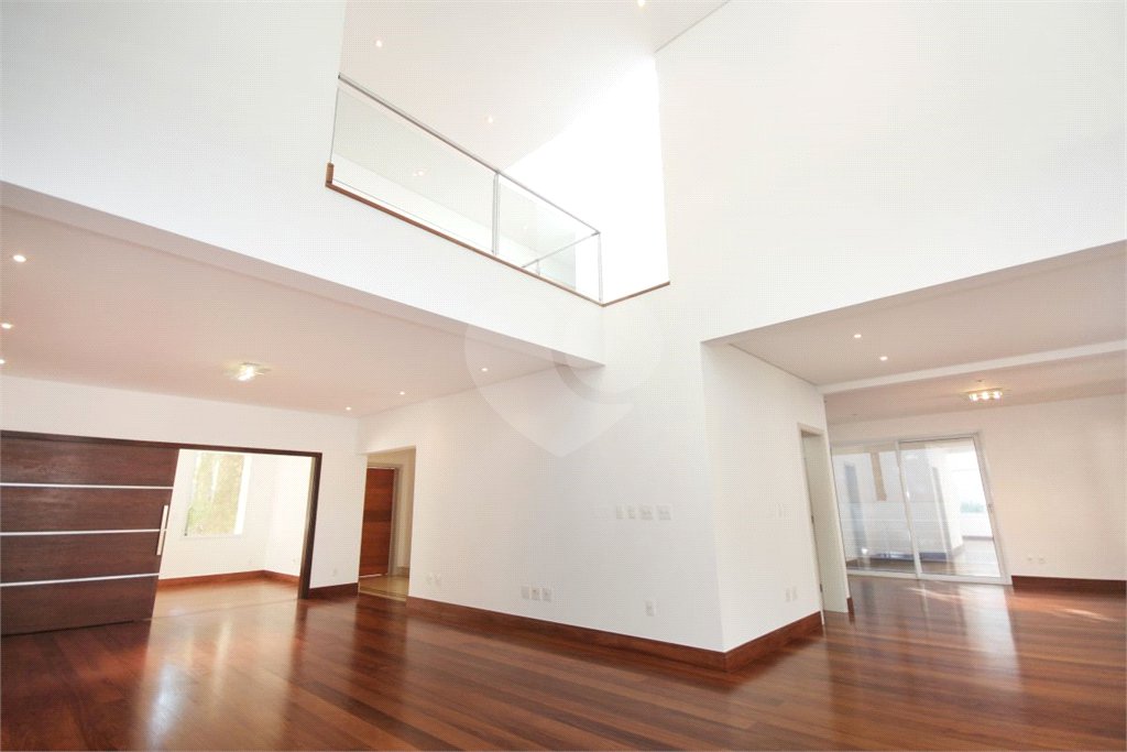 Casa à venda com 4 suítes no condomínio Vila Alba, São Paulo - SP
