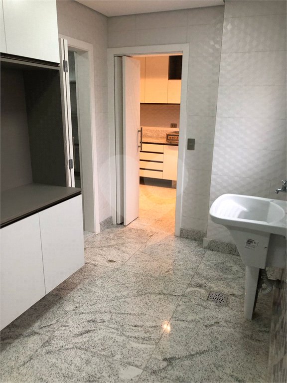 Apartamento à venda com 4 suítes em Vila Suzana, São Paulo, SP