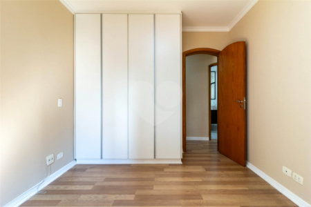 Apartamento à venda com 3 quartos, sendo 1 suíte, em Brooklin, São Paulo, SP
