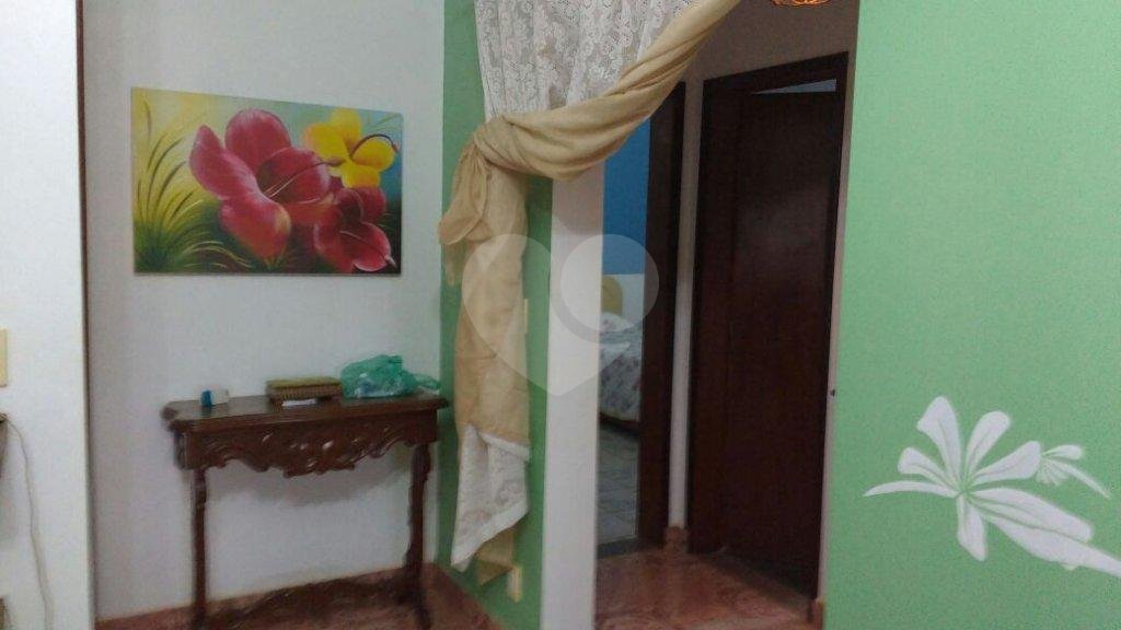 Casa Térrea à venda com 3 quartos, sendo 2 suítes, no Centro, Águas de Santa Bárbara, SP