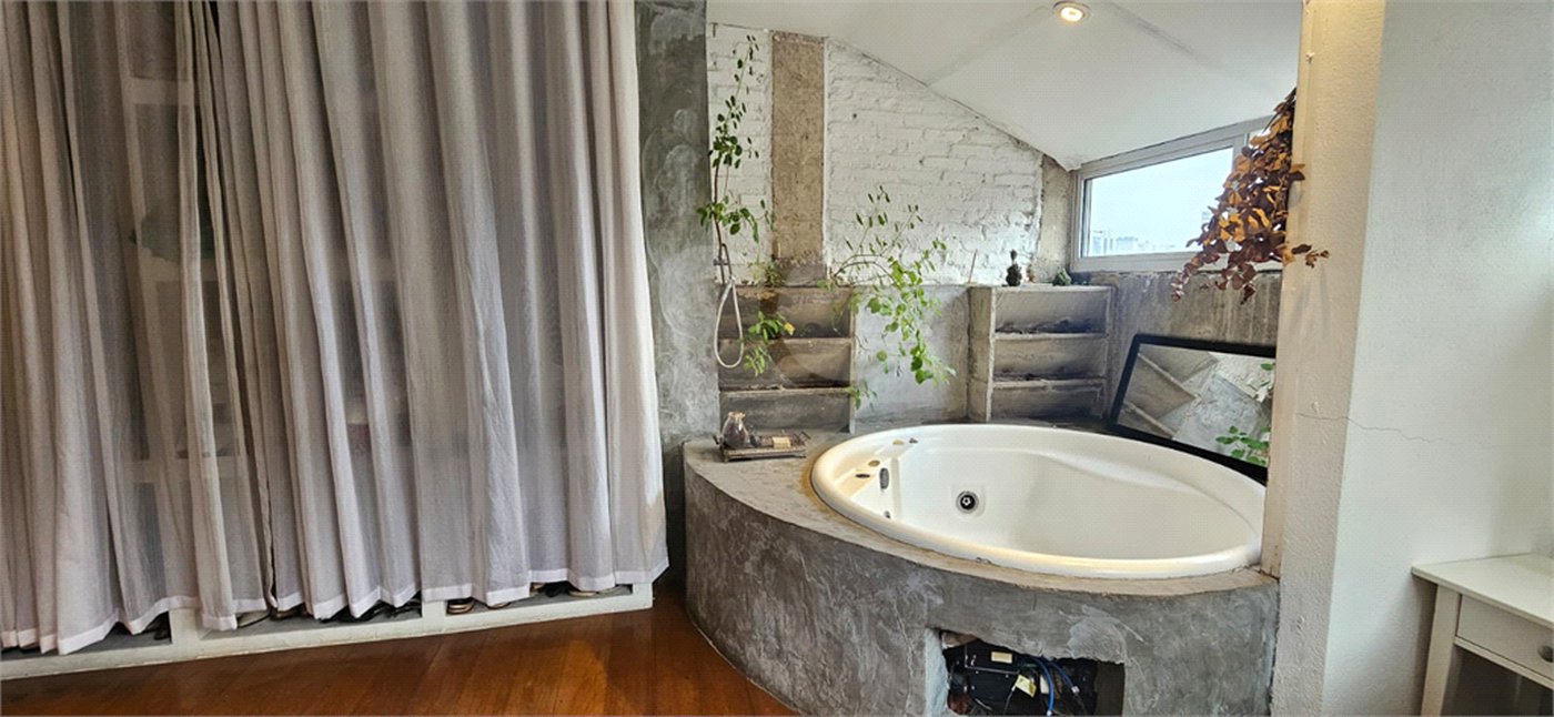 Apartamento à venda com 2 suítes em Santa Cecília, São Paulo, SP