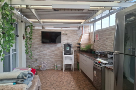 Casa à venda com 3 suítes no condomínio Villa das Flores, Mogi das Cruzes - SP