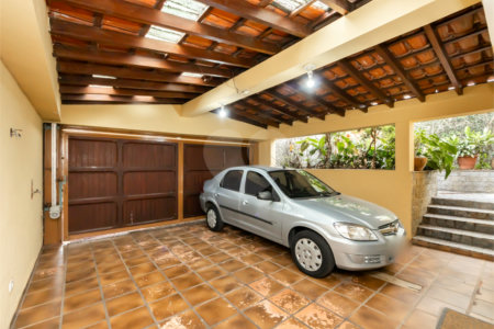 Sobrado à venda com 3 quartos, sendo 1 suíte, em Jardim Prudência, São Paulo, SP