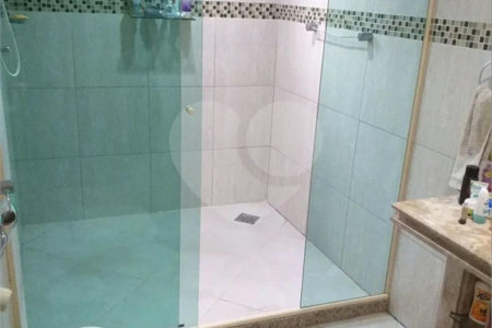 Casa à venda com 2 suítes no condomínio Campo Lindo, Rio de Janeiro - RJ