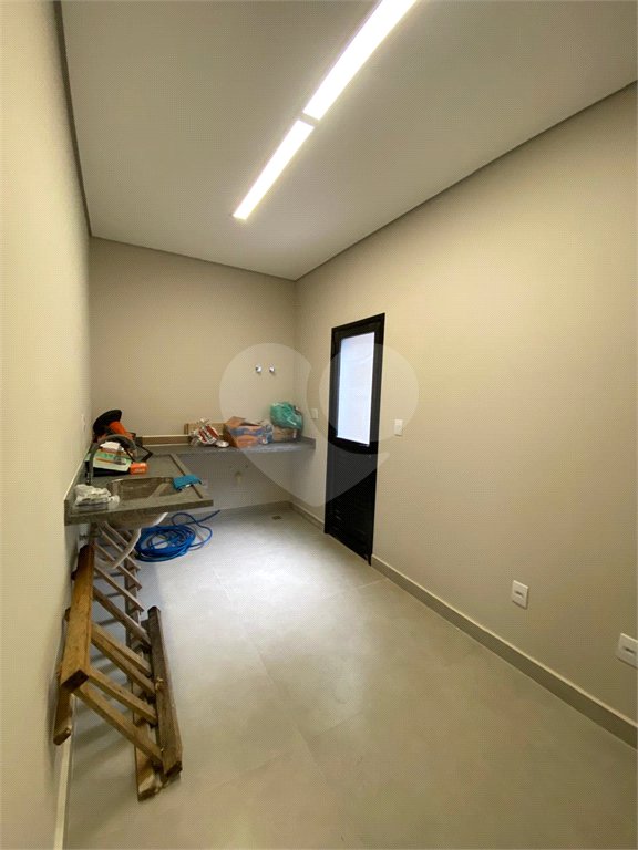Casa à venda com 3 suítes no condomínio Parque das Camélias, Jundiaí - SP