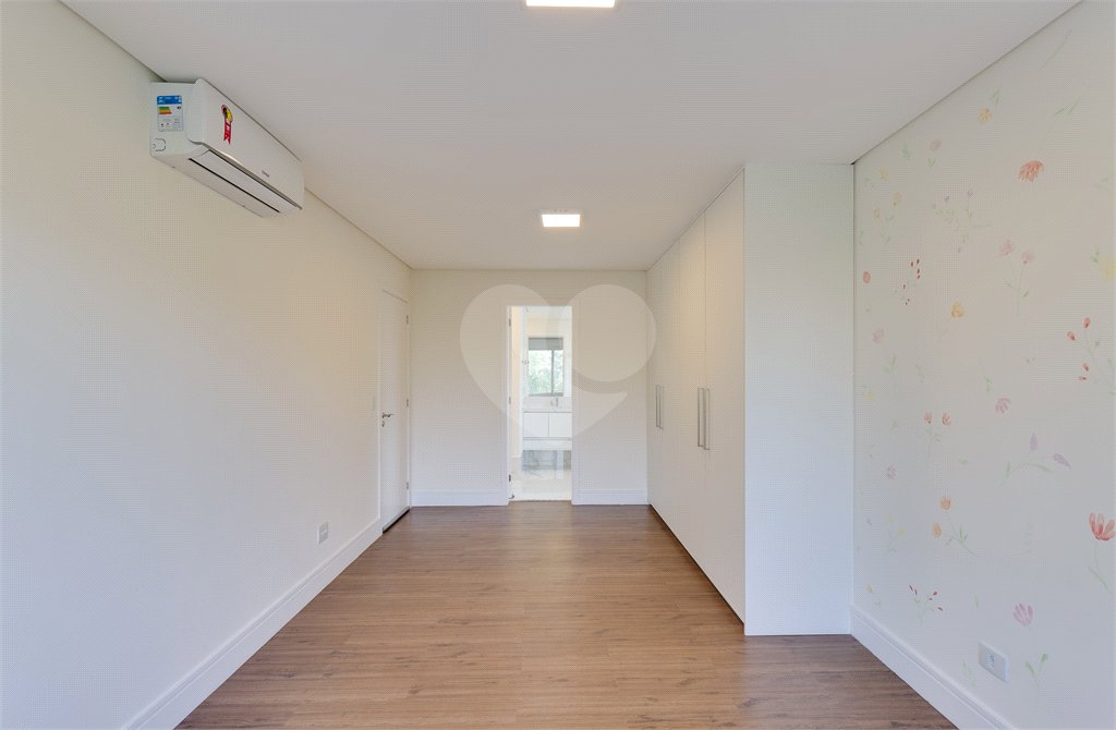 Casa à venda com 4 suítes no condomínio Porto Fino, São Paulo - SP