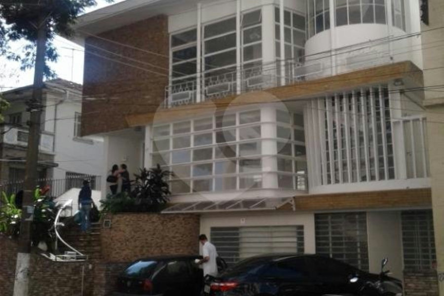 Casa para alugar no condomínio Conselheiro Moreira de Barros, São Paulo - SP