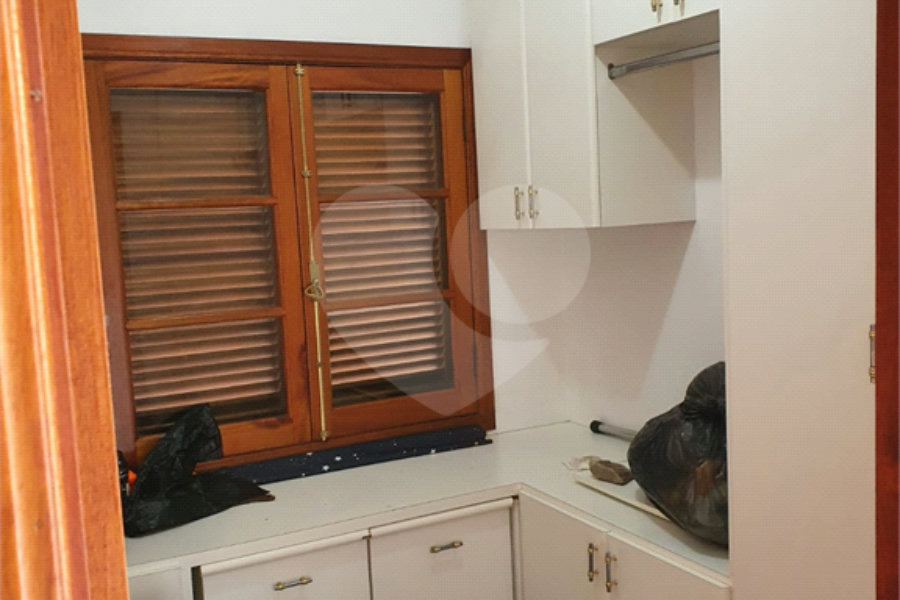 Sobrado à venda com 4 quartos, sendo 2 suítes, em Tremembé, São Paulo, SP