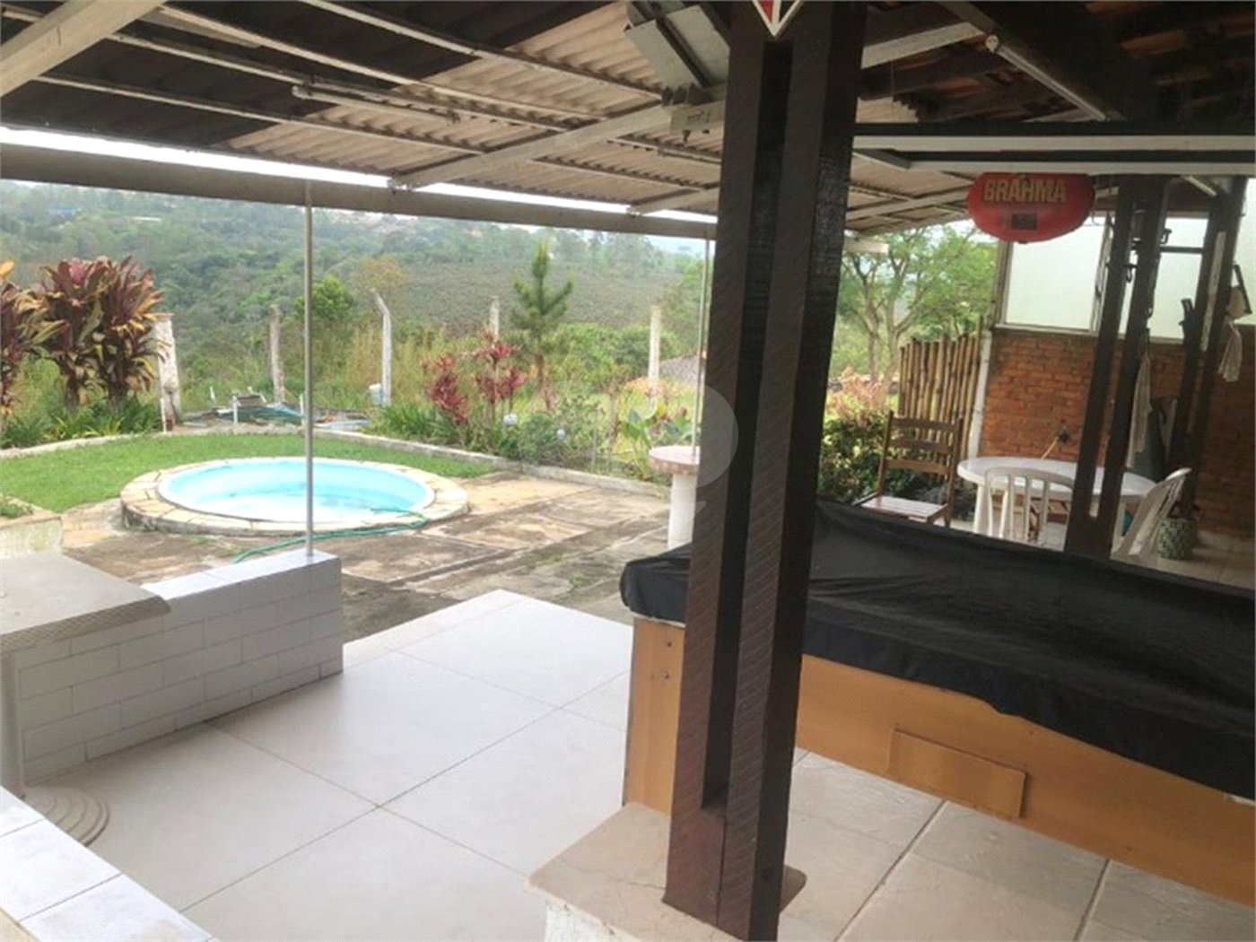Casa à venda com 4 quartos, sendo 2 suítes, no condomínio Residencial Ypeville, Mairiporã - SP