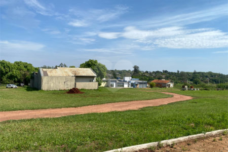 Terreno à venda no condomínio Itapema Iate Clube, Ponta Porã - MS