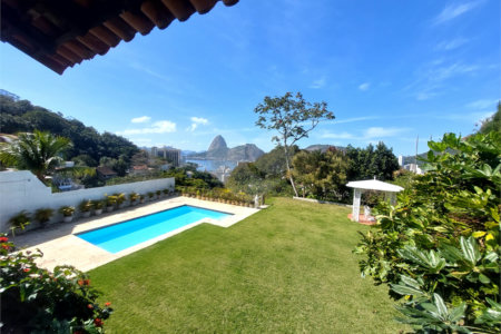 Casa à venda com 3 quartos, sendo 1 suíte, em Botafogo, Rio de Janeiro, RJ