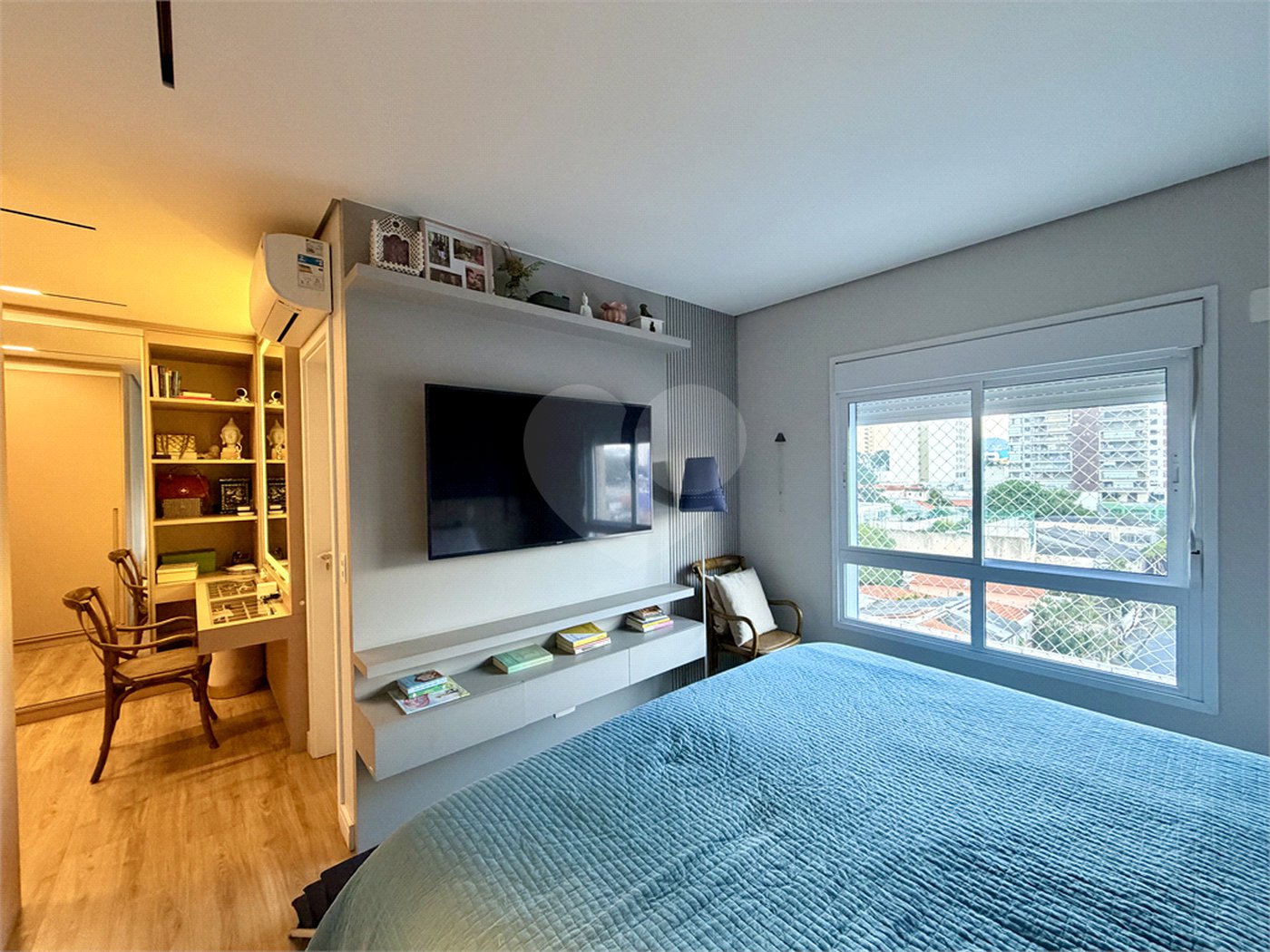 Apartamento à venda com 3 suítes em Vila Romana, São Paulo, SP
