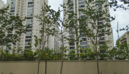 Apartamento à venda com 2 quartos, sendo 1 suíte,  em Jardim Flor da Montanha, Guarulhos, SP