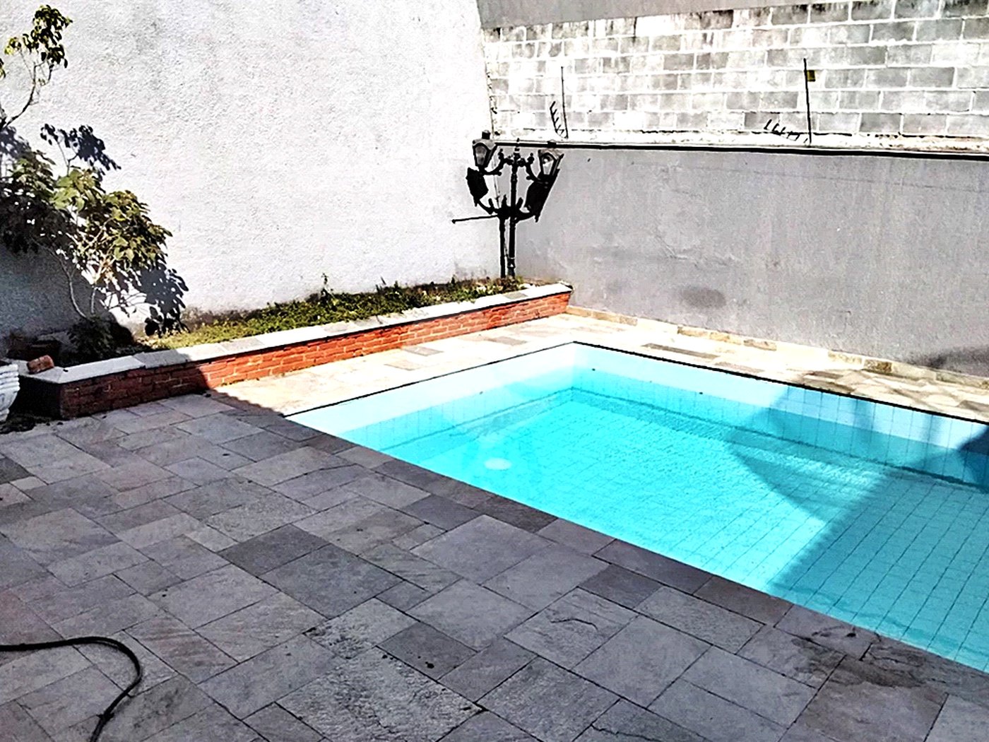 Sobrado à venda com 4 quartos, sendo 2 suítes, em Jardim São Bento, São Paulo, SP