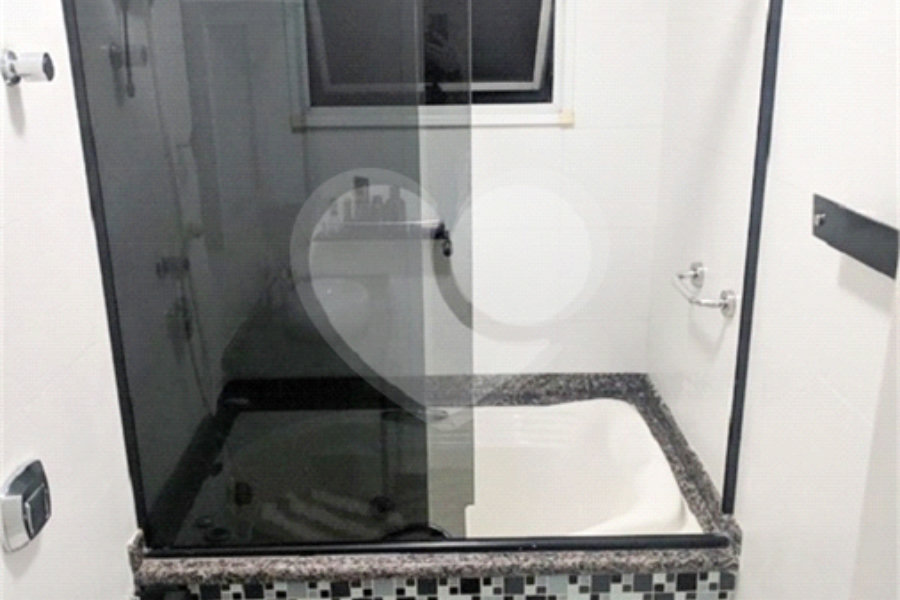 Casa à venda com 3 quartos, sendo 1 suíte, no condomínio Mariana, São Paulo - SP