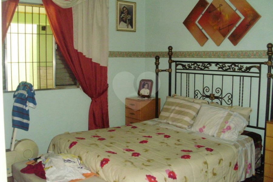 Casa Térrea à venda com 3 quartos, sendo 1 suíte, em Horto Florestal, São Paulo, SP