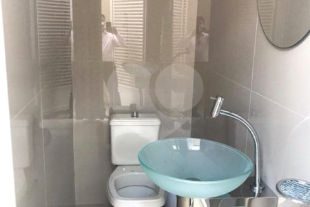 Sobrado à venda com 3 quartos, sendo 1 suíte,  em Vila Varela, Poá, SP