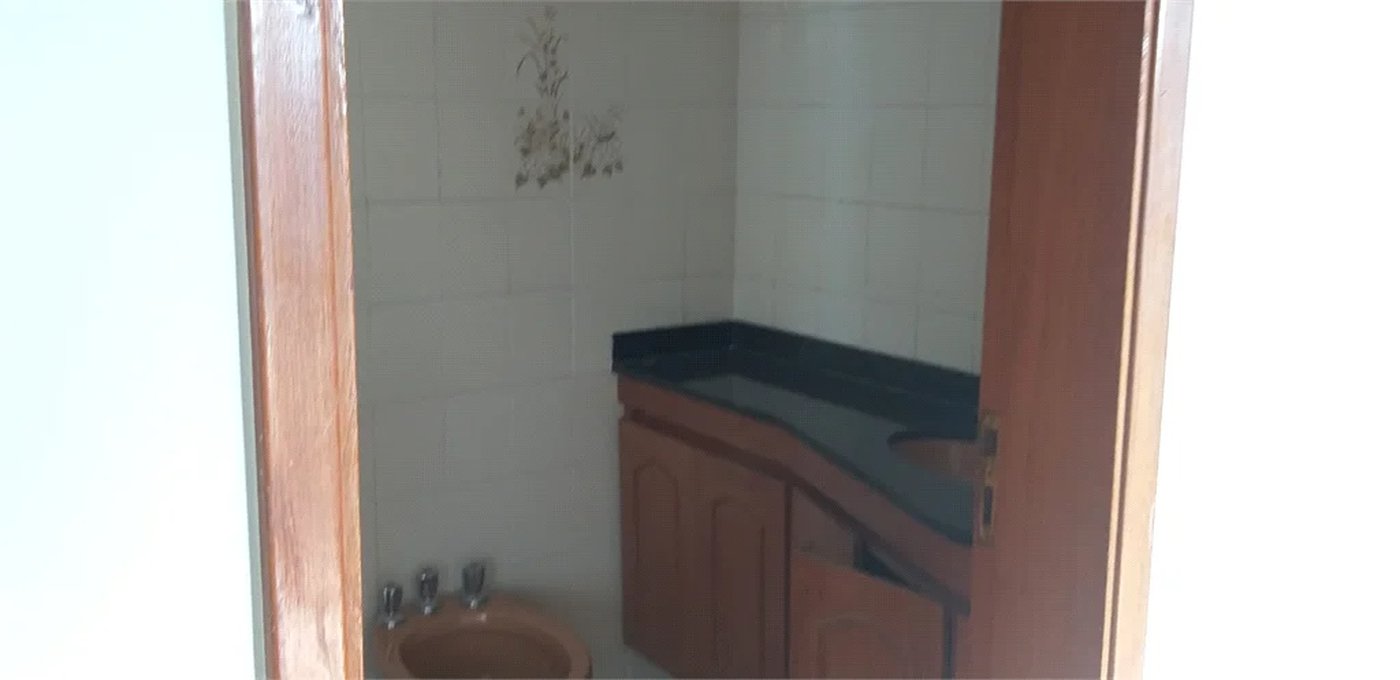 Apartamento à venda com 4 quartos, sendo 2 suítes,  em Jardim Trussardi, São Paulo, SP