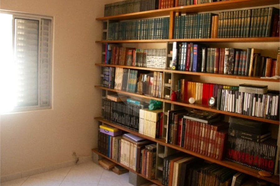 Casa Térrea à venda com 3 quartos, sendo 1 suíte, em Vila Irmãos Arnoni, São Paulo, SP
