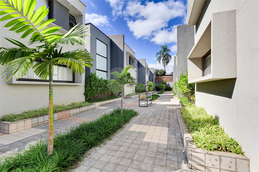 Casa à venda com 4 suítes no condomínio Jamestown, São Paulo - SP