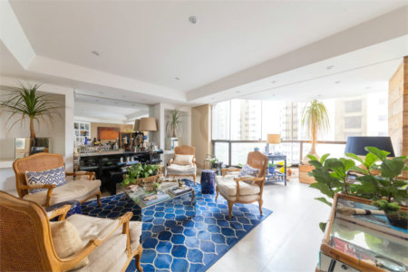 Apartamento à venda com 3 quartos, sendo 2 suítes, em Itaim Bibi, São Paulo, SP