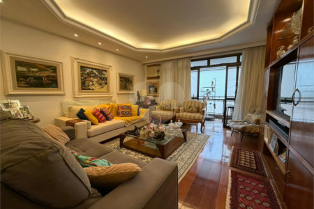 Apartamento à venda com 3 quartos, sendo 2 suítes, em Tijuca, Rio de Janeiro, RJ