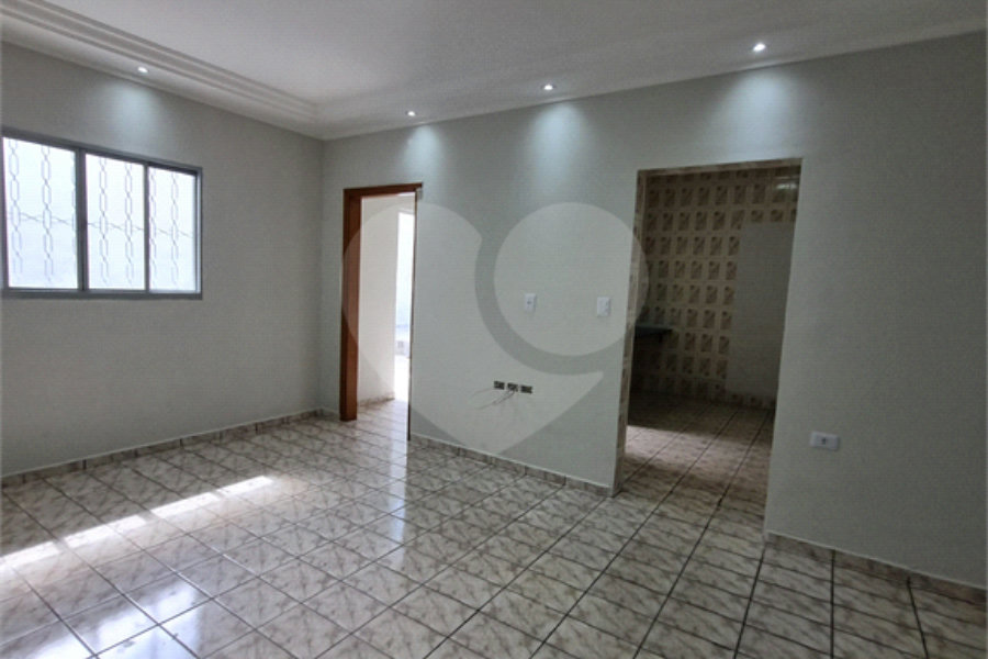Casa de Vila para alugar com 1 quarto em Vila Nova Cachoeirinha, São Paulo, SP