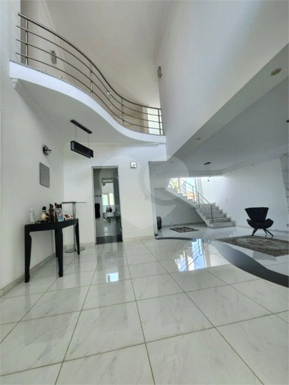 Casa à venda com 3 suítes no condomínio Villagio Di Verona, Vinhedo - SP