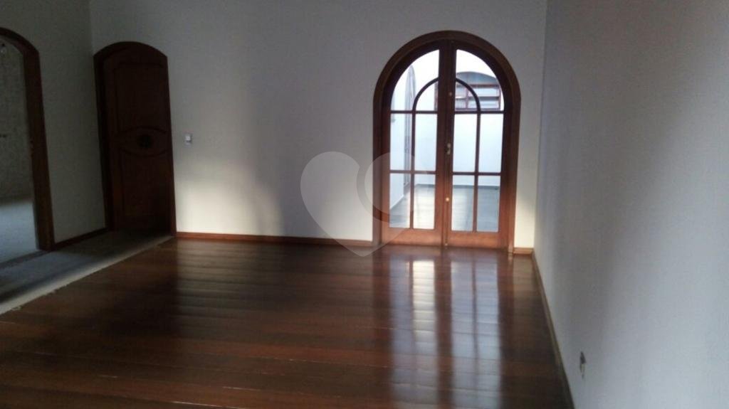 Casa Térrea à venda com 4 quartos, sendo 1 suíte, em Jardim Floresta, São Paulo, SP