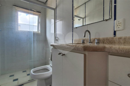 Casa à venda com 4 suítes no condomínio Vivenda do Lago, Sorocaba - SP