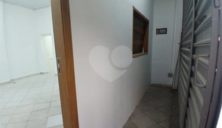 Salão à venda ou para alugar em Santa Efigênia, São Paulo, SP