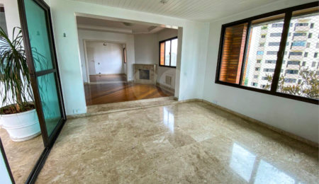 Apartamento à venda com 4 suítes em Vila Suzana, São Paulo, SP