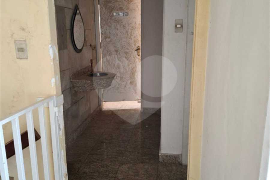 Casa à venda com 4 quartos, sendo 3 suítes, em Jardim São Bento, São Paulo, SP