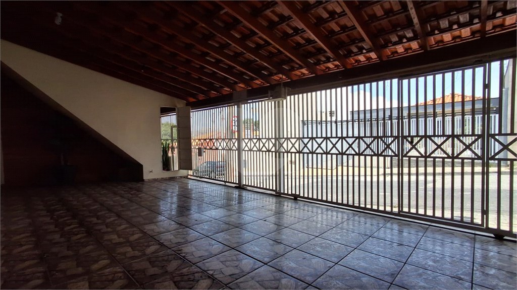 Casa à venda com 2 quartos, sendo 1 suíte, em Vila Assis, Sorocaba, SP