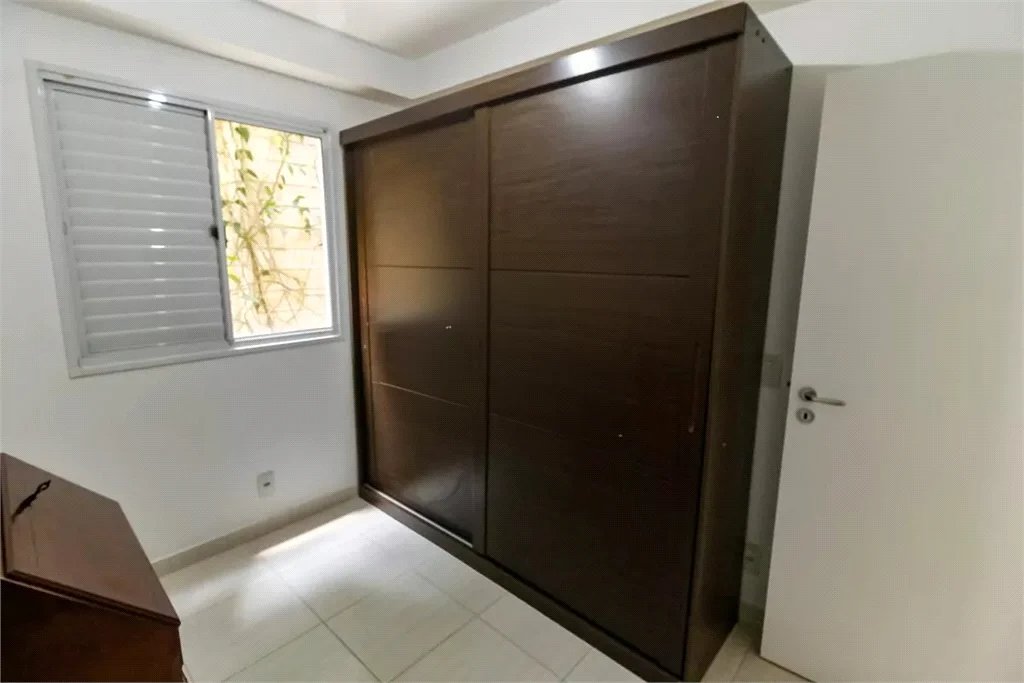 Apartamento à venda com 3 quartos, sendo 1 suíte, em Lar São Paulo, São Paulo, SP
