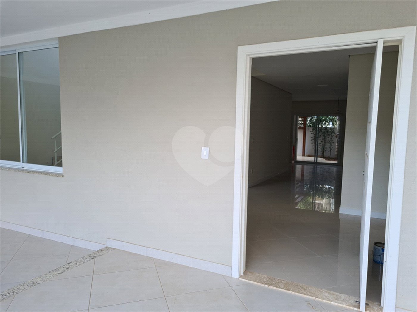 Casa à venda com 3 suítes no condomínio Reserva da Mata, Vinhedo - SP