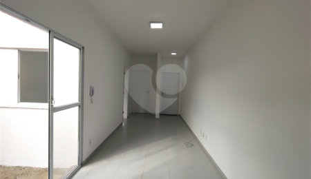 Casa à venda ou para alugar com 2 quartos no condomínio Villagio Allegro, Itapetininga - SP