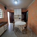 Casa à venda com 3 quartos, sendo 1 suíte,  em Jardim Leonor Mendes de Barros, São Paulo, SP