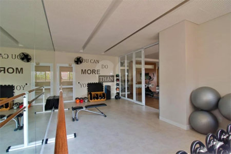Apartamento à venda com 3 quartos, sendo 1 suíte, em Vila Andrade, São Paulo, SP